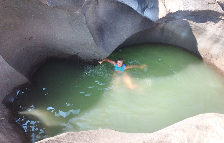 Piscinas naturais no Vale da Lua