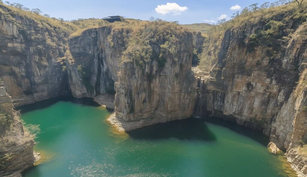 Cânions - Parque Pauá - Capitólio-MG